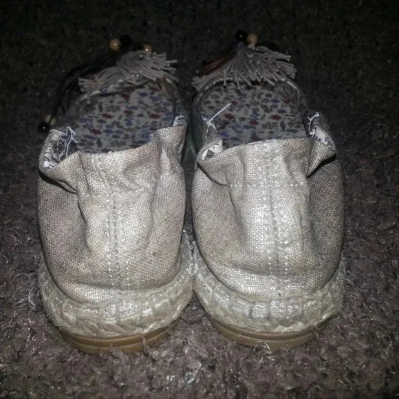 DAVID TYLER-Gold Fabric Espadrilles w/Pom Poms - Picture 5 of 7